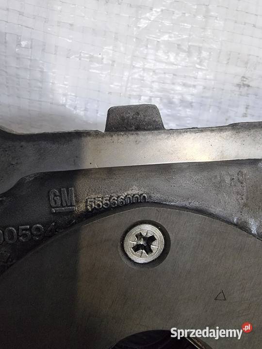 OPEL INSIGNIA A 20CDTI POMPA OLEJU 55566000 sprzedam