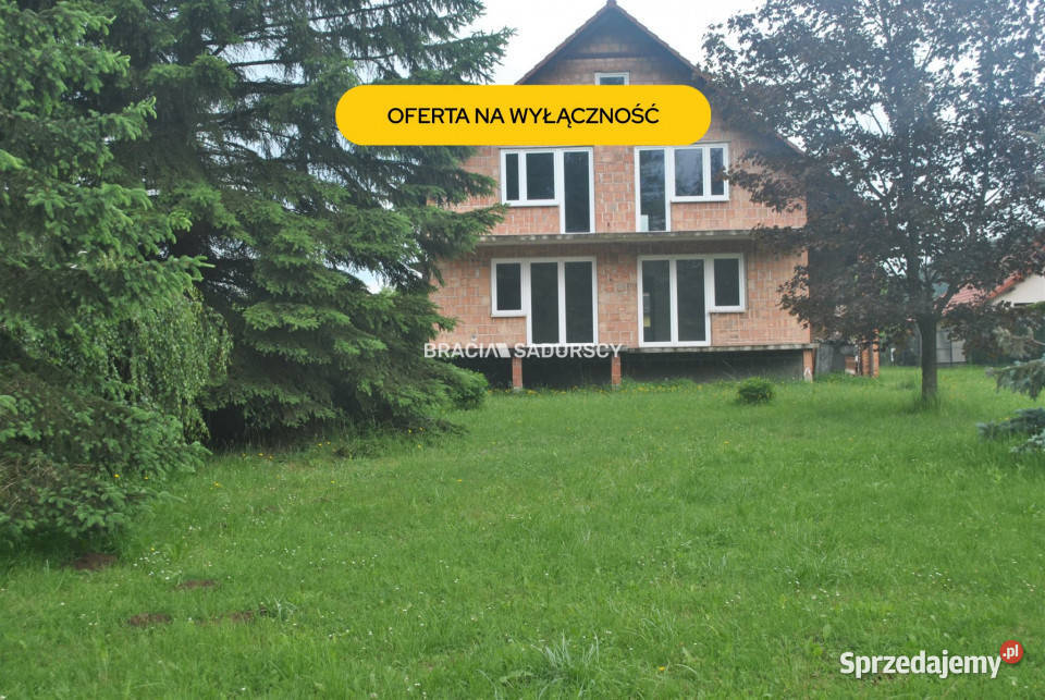 Dom wolnostojący do sprzedania 1972m2 Sobolów Rok budowy 2000 małopolskie