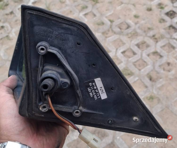 Lusterko manualne lewe Mercedes W124 osobowe Czarna Woda