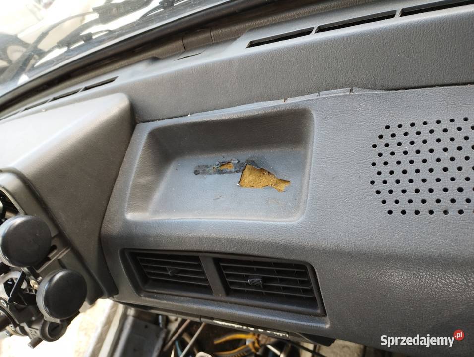 Maruti Suzuki deska kokpit zegary maruti suzuki Płock