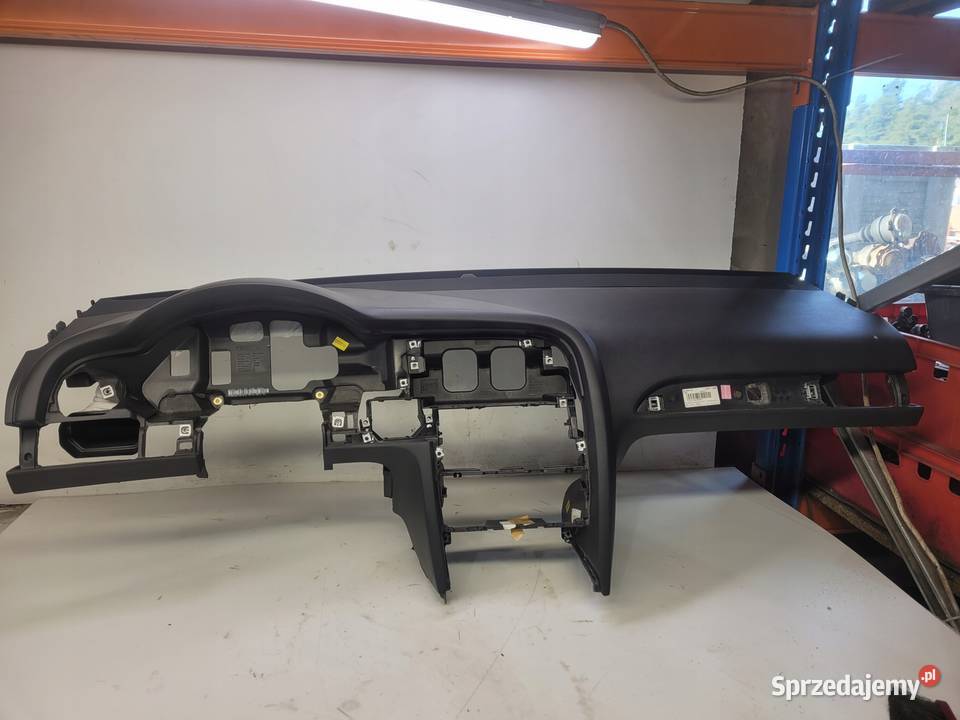 DESKA KOKPIT KONSOLA AUDI A6 C6 4F1857041R Przystajń sprzedam