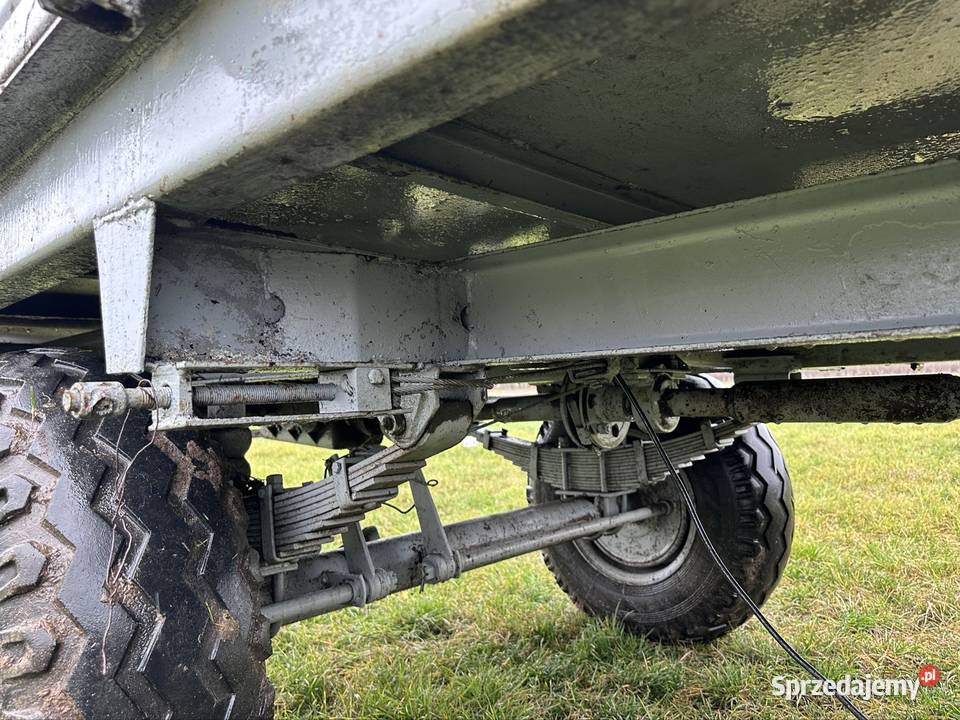 Rozrzutnik dwuosiowy dwutaśmowy przyczepa Ryki