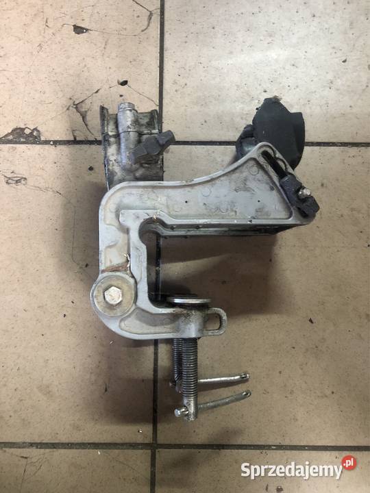 Mocowanie silnika Honda BF2 4t Piła