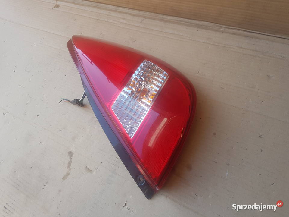 Suzuki Liana lampy lampa tylna tył Legnica