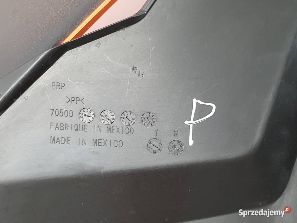 Boczek Prawy Oslona Can Am Outlander Xtp Xxc Łódź