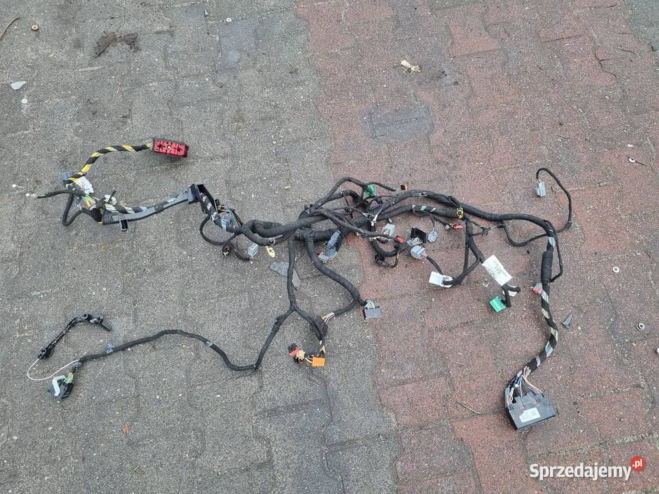 WIĄZKA INSTALACJA SILNIKA FORD TOURNEO COURIER wielkopolskie