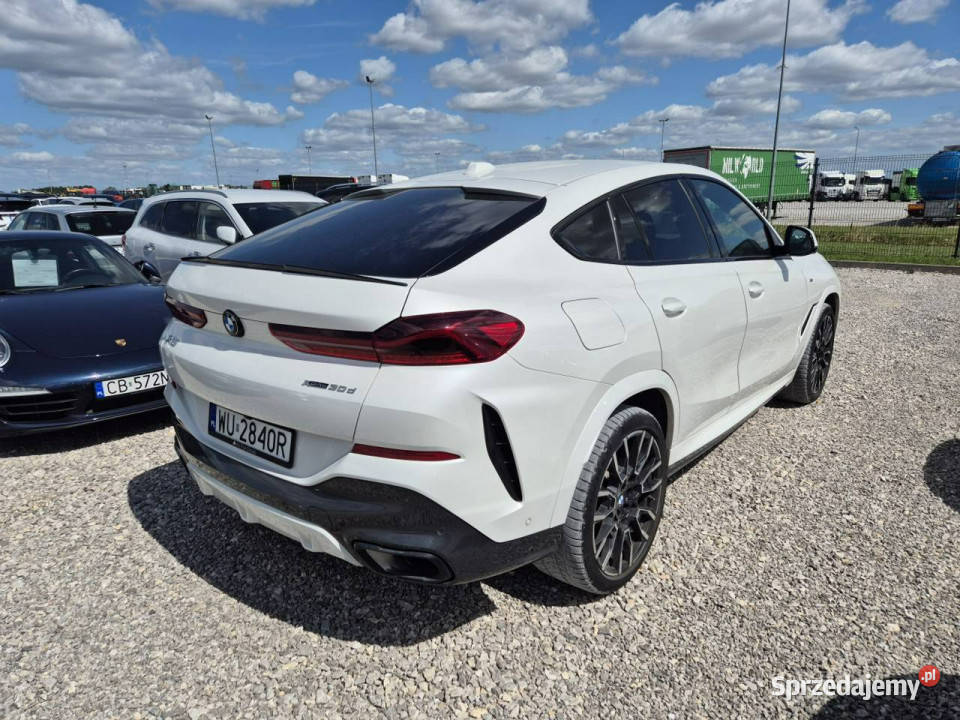 BMW X6 G06 2019 Komorniki