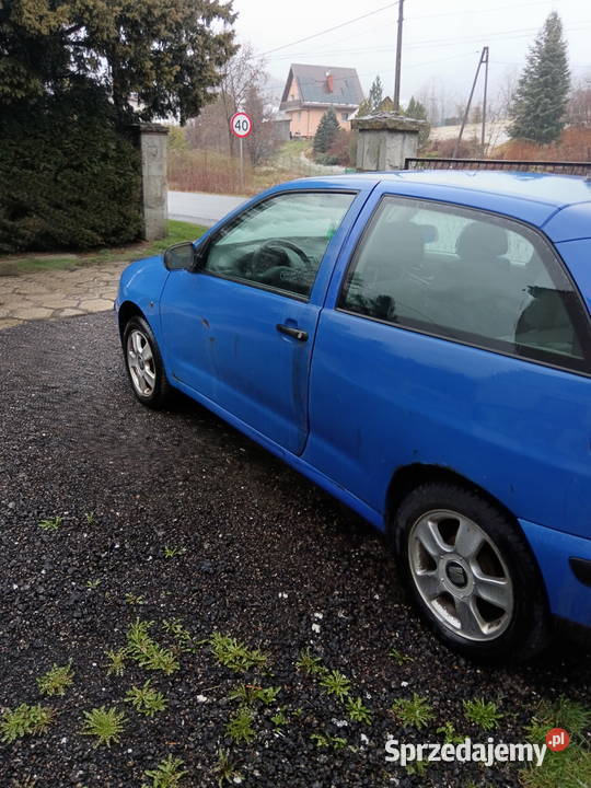 Seat Ibiza sprawny samochód z opłatami