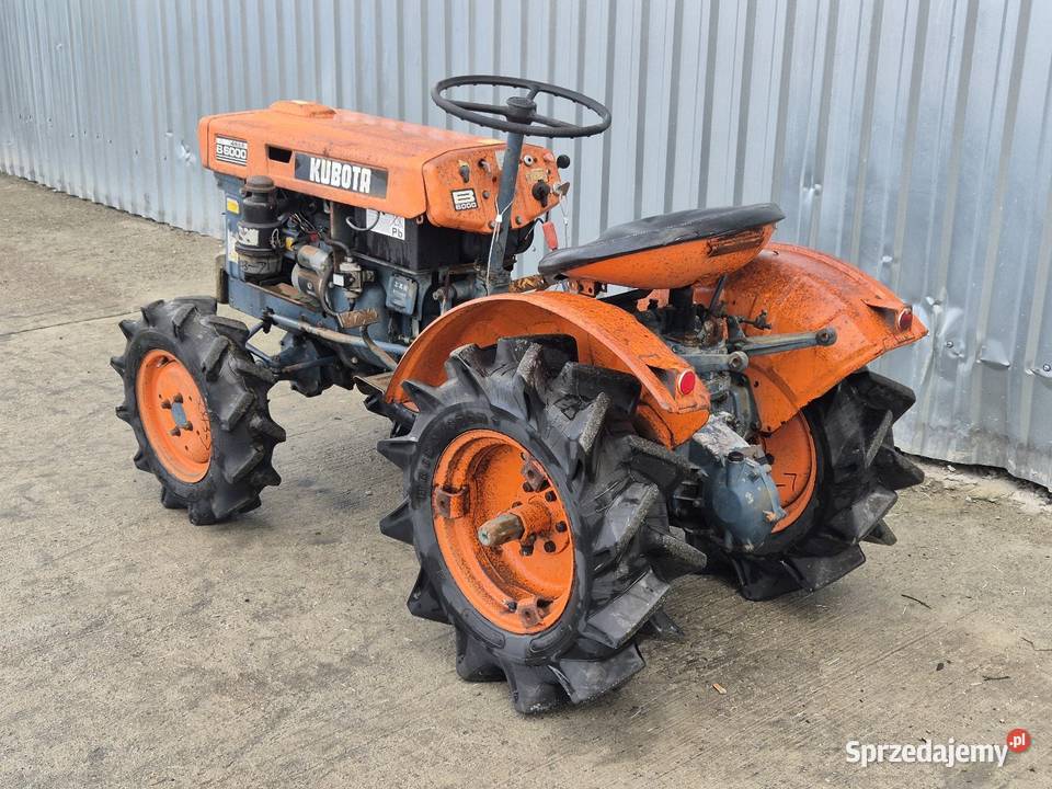 Traktorek traktor KUBOTA B6000D 44 14 Skrzynia biegów Manualna
