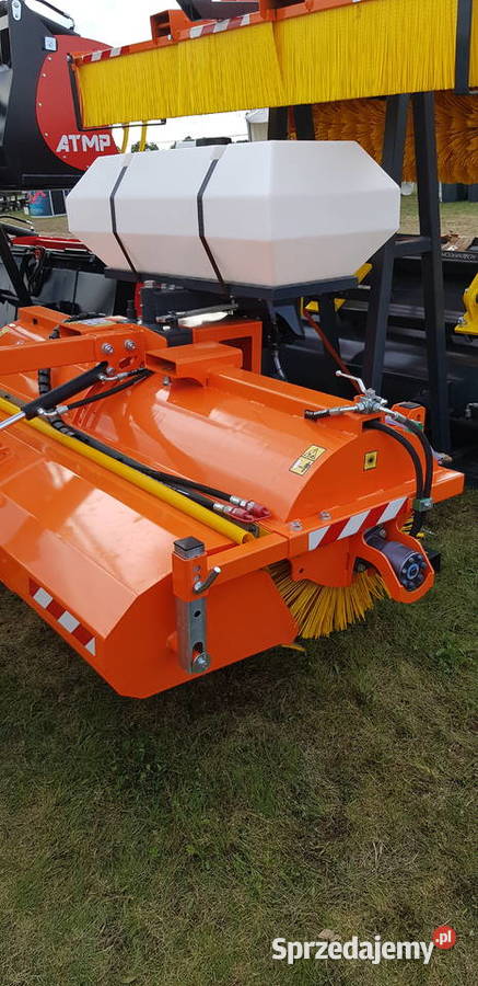 Zamiatarka hydrauliczna z zraszaczem i Wieluń
