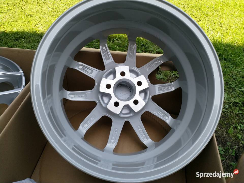 Nowy komplet felg Rial Lucca Srebrne 5x100 R16 Średnica 16" Białystok sprzedam