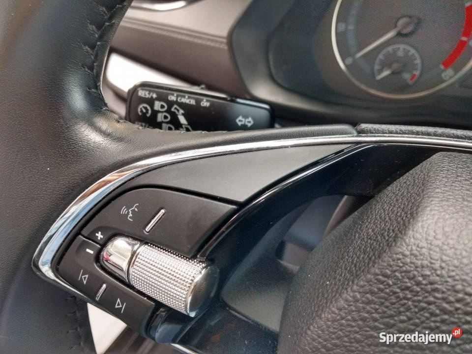 koda Octavia 15 TSI 150 ambition led czujniki tempomat