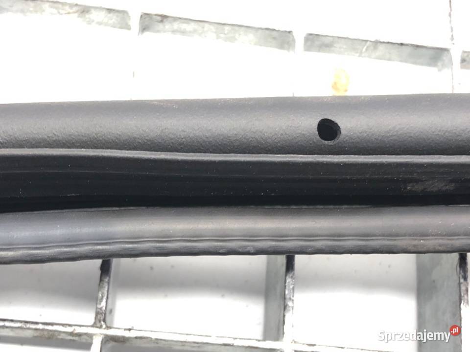 USZCZELKA DRZWI TYŁ PRAWA SKODA OCTAVIA III osobowe podkarpackie sprzedam