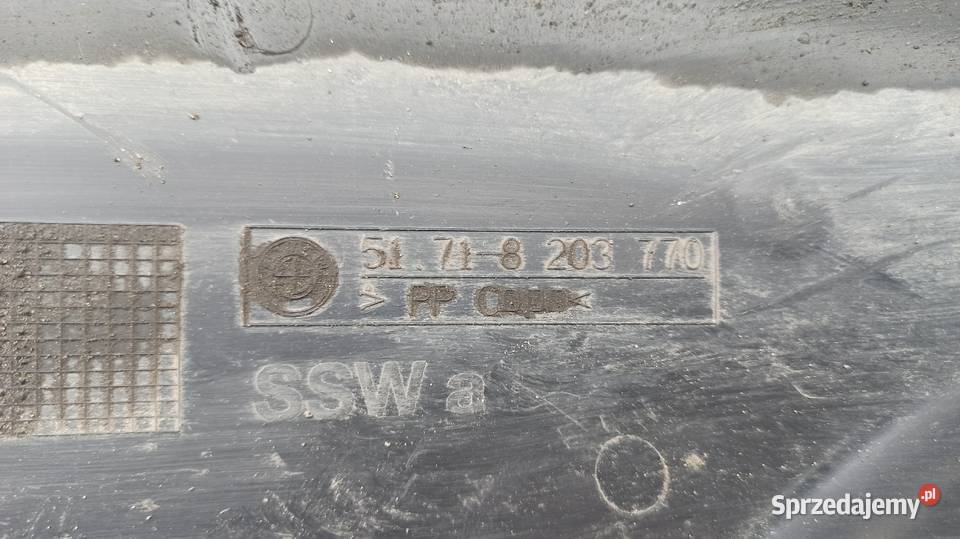 Nadkole prawy tył BMW E46 Sedan Kombi 8203770 Dębica