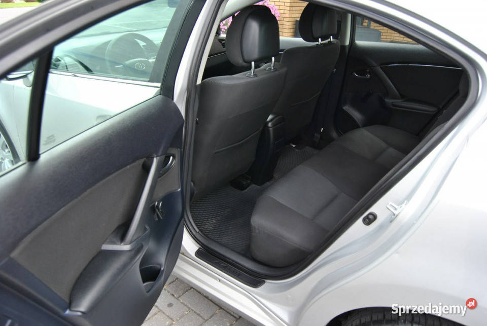 Toyota Avensis Zarejestrowany Ksenony Sedan Alu Zarejestrowany w Polsce lubelskie