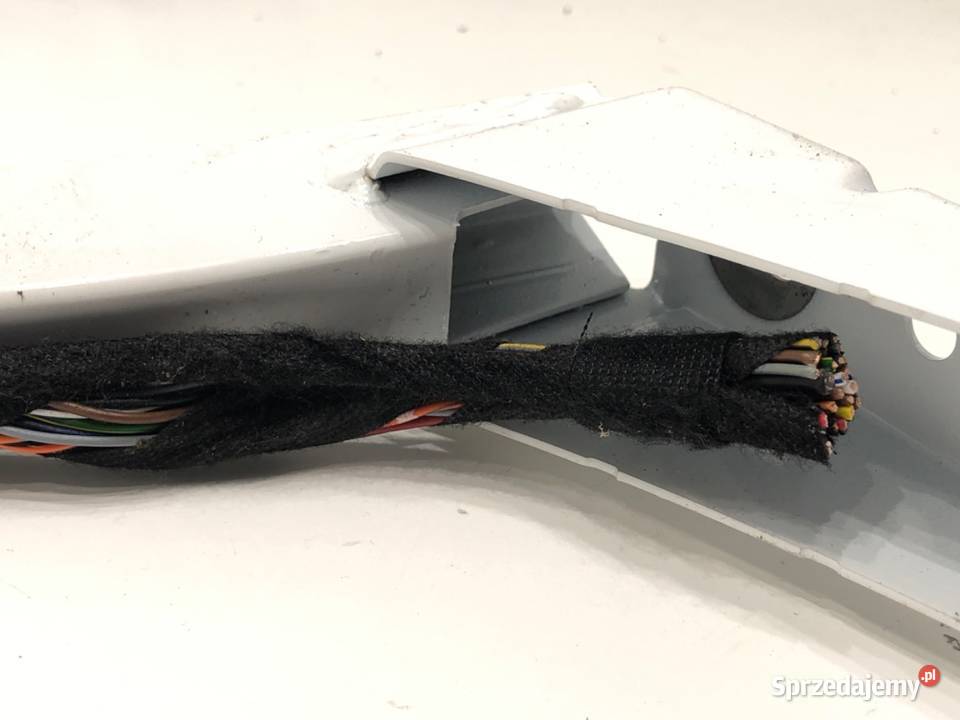 ZAWIASY KLAPY TYŁ AUDI A6 C7 SedanLimuzyna 1018 osobowe sprzedam