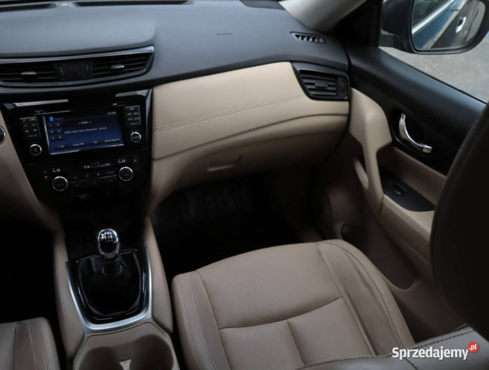 Nissan XTrail 16 dCi czujnik parkowania Lublin sprzedam
