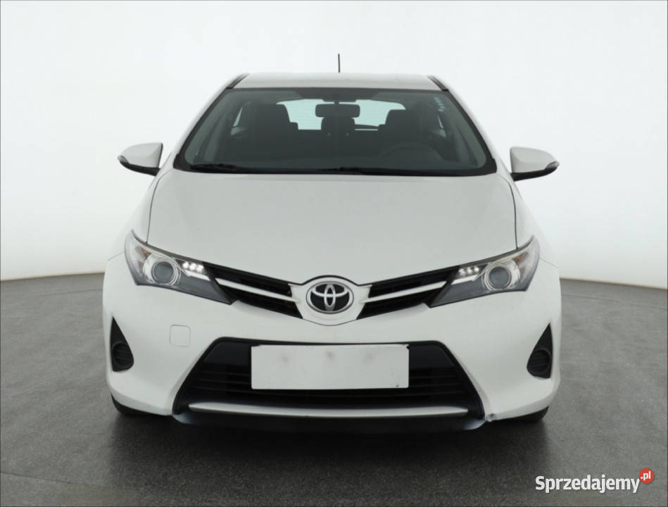 Toyota Auris 14 D4D biały Piaseczno