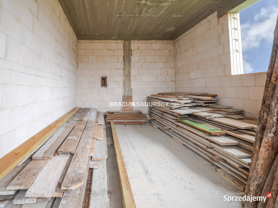 Dom 187m2 Bębło Rok budowy 2024 małopolskie