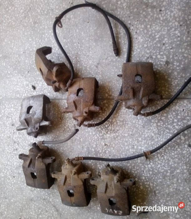 Zacisk hamulca lewy przód 20 d4d toyota rav 4 II osobowe