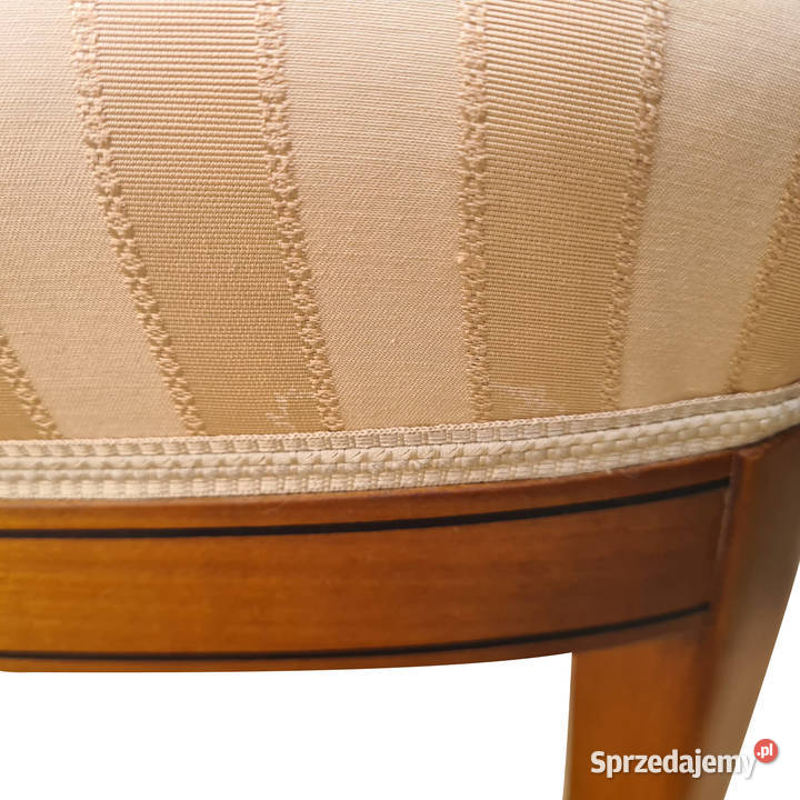 KLASYCZNA ZGRABNA PUFA Szczecin