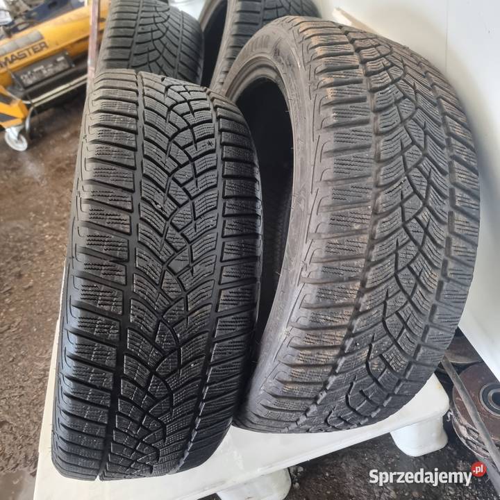 Opony zimowe GoodYear 2254518