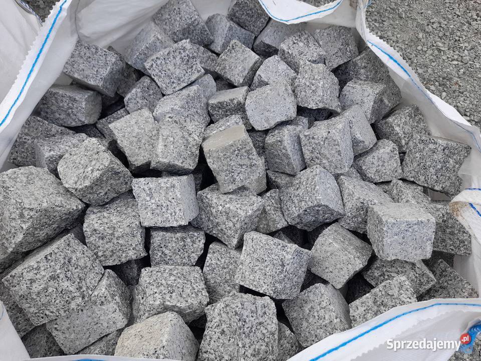Kostka Piaskowiec Czerwona łupana 9x11 Sieradz