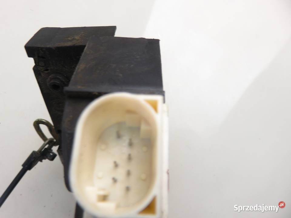 ZAMEK PRAWY TYLNY LAND ROVER FREELANDER L314 osobowe