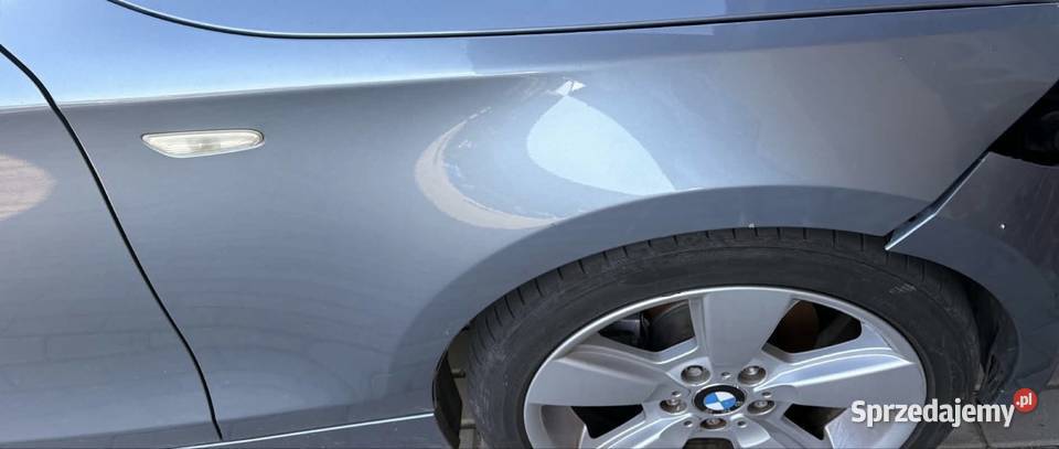 Błotnik prawy BMW E8781 Rok produkcji 2005