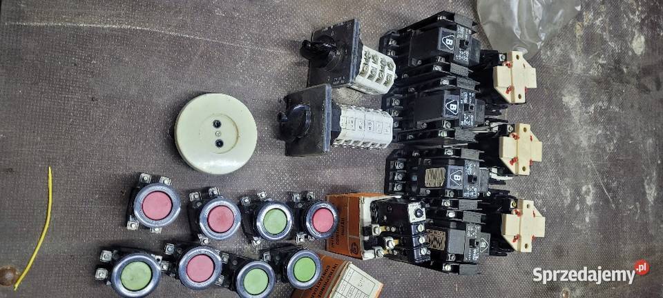 Styczniki Przełączniki rozdzielnia włączniki świętokrzyskie Czekarzewice Drugie sprzedam