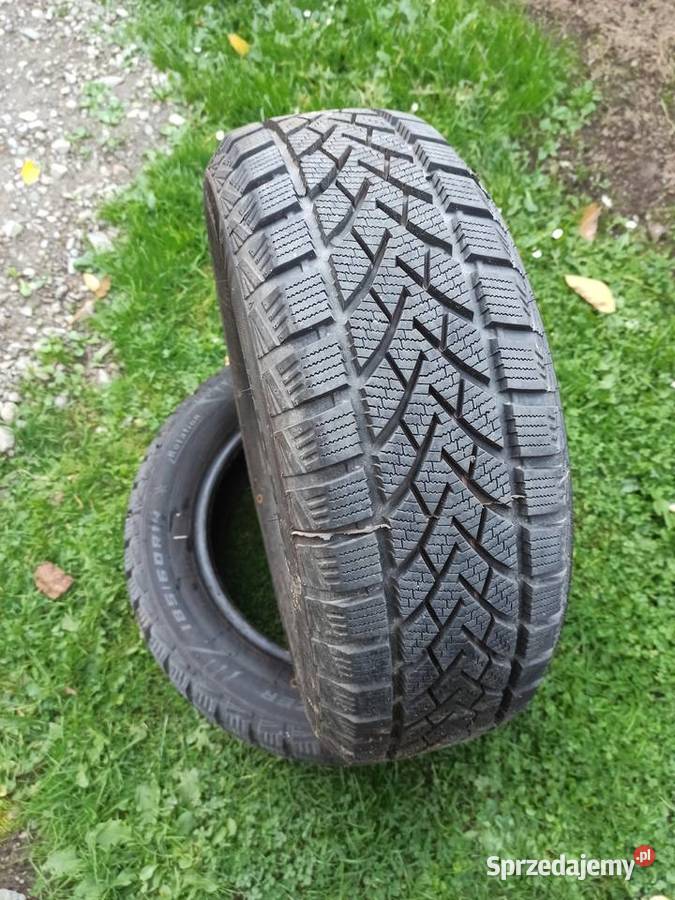 Opony zimowe WINDFORCE 18560 R14 mało używane Trepcza