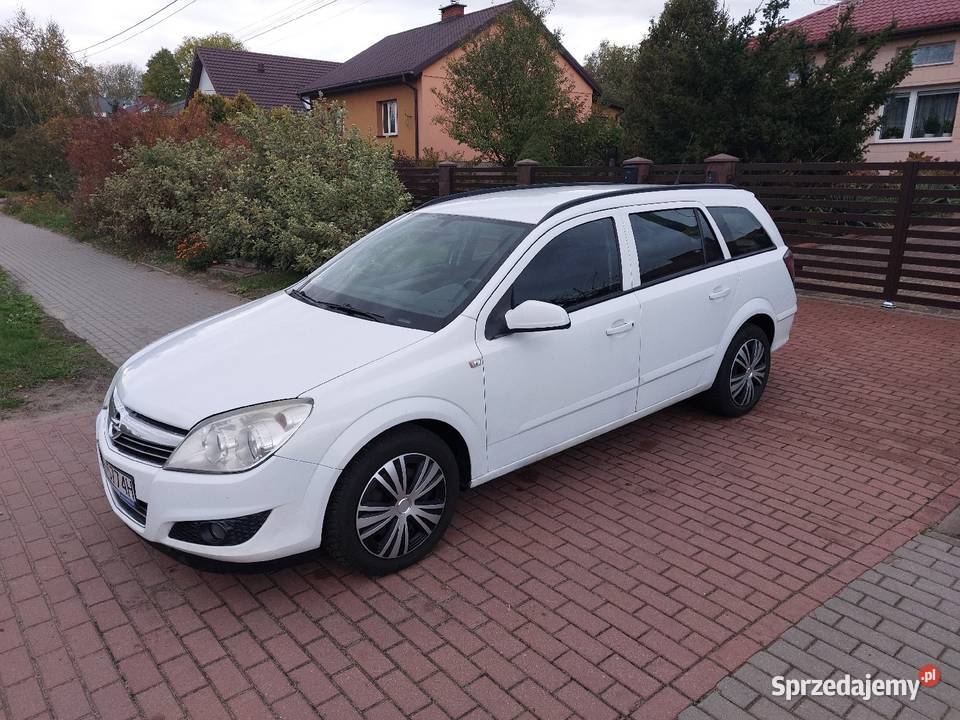 Opel Astra 17 Cdti kupiony w Polsce Łochów sprzedam