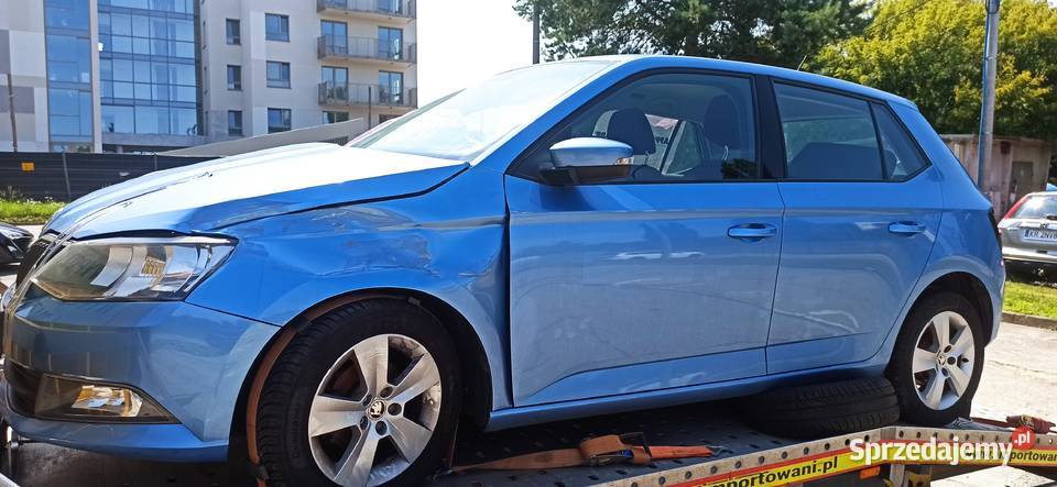 Skoda Fabia 3 III 2017r 10 MPI kolor LQ5X Ząbki