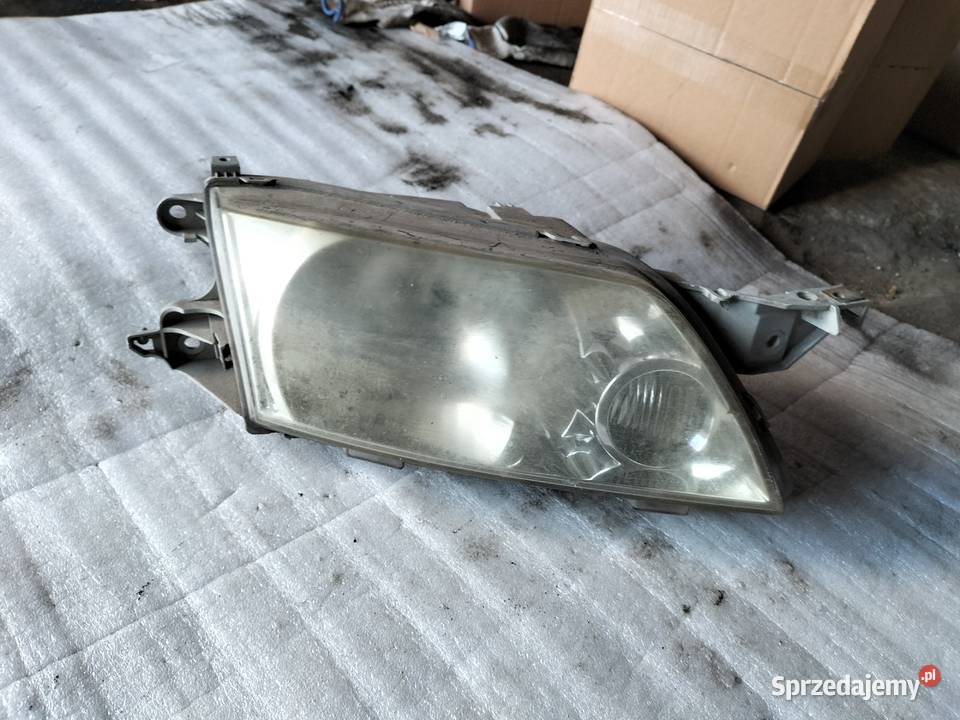 LAMPA PRAWA PRZÓD MAZDA PREMACY 1 lampy przednie lubelskie