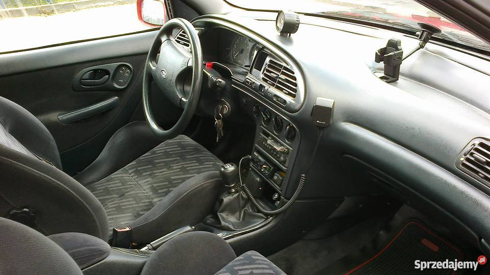 Ford Mondeo MK1 Si 20 16V 136 ZetecE EFI ABS Mondeo Dęblin sprzedam