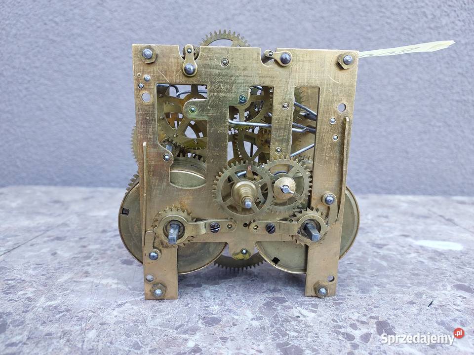 800 Mechanizm starego zegara ściennego Junghans Tczew