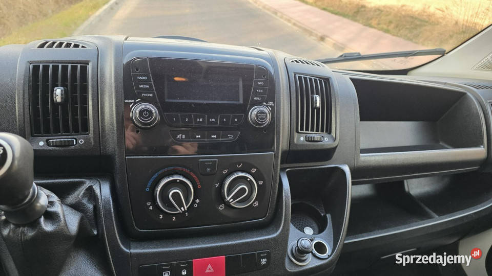 Peugeot Boxer 7 9 osobowydokabrygadówkafotele zarejestrowany w Polsce Chełm Śląski sprzedam
