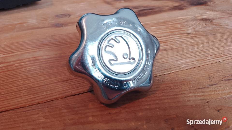 Korek zbiornika wyrównawczego SKODA 879106TF osobowe Zbiorniki wyrównawcze Olsztyn sprzedam