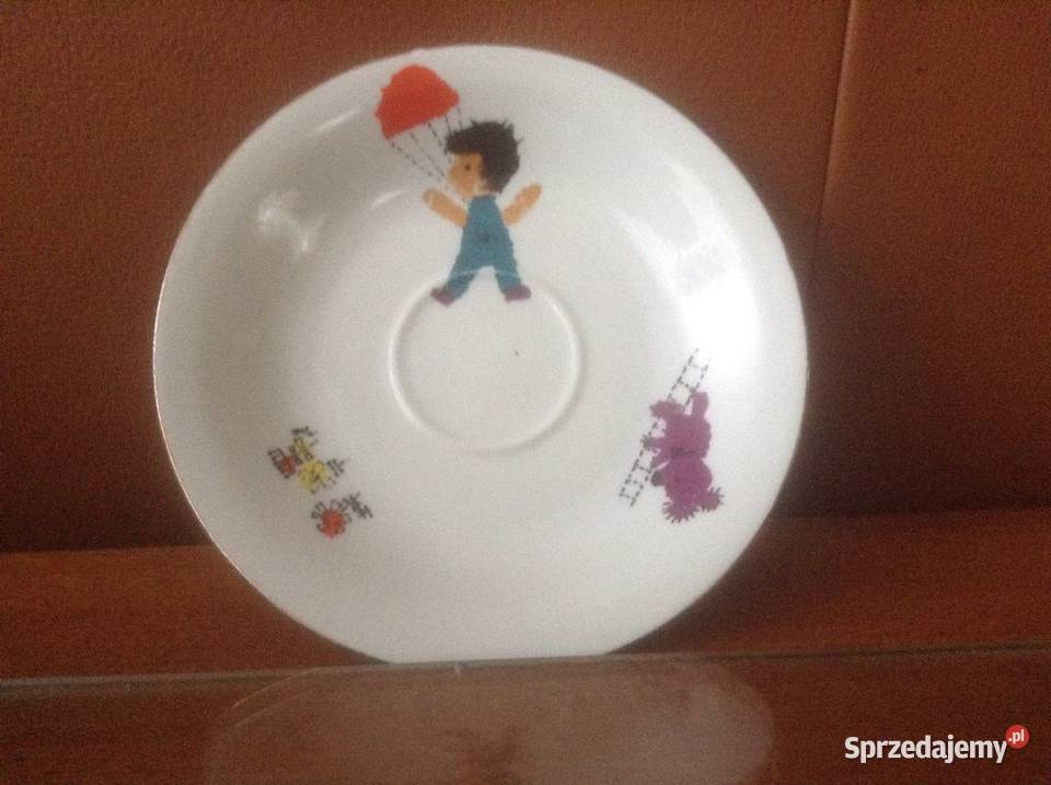 Talerzyk porcelanowy deserowy CHODZIEŻ lata 7080