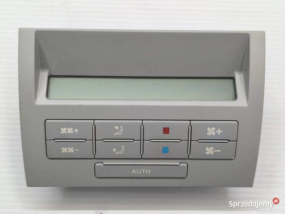 PANEL STEROWNIA NAWIEWU TYŁ VW T5 MULTIVAN