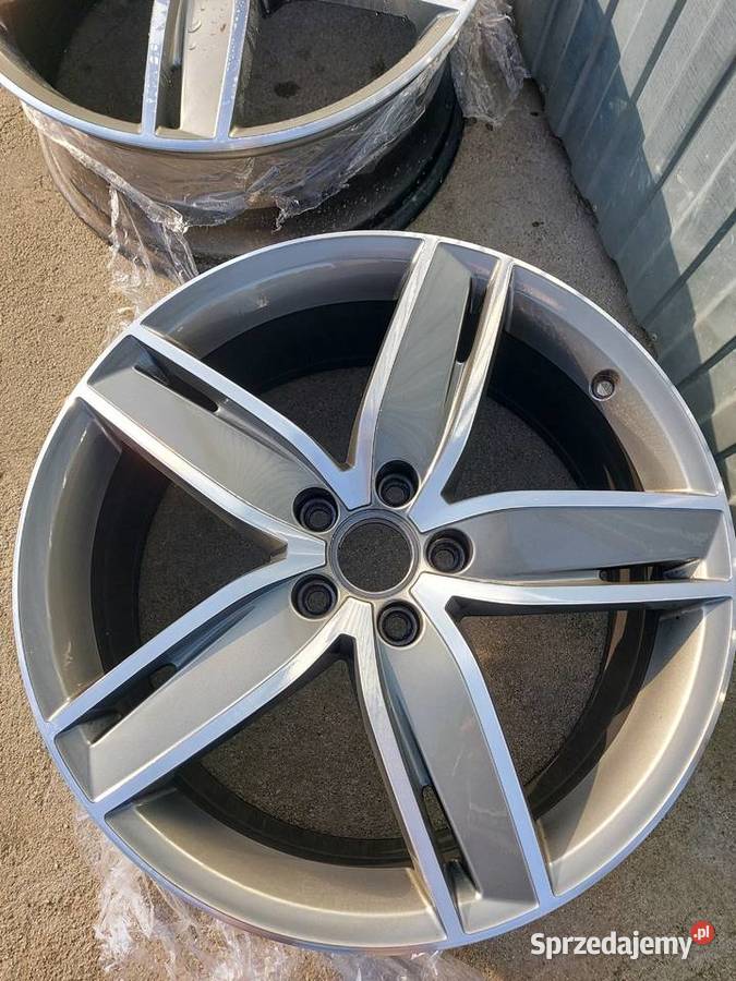 Alufelgi Audi a3 s3 rs3 felgi 19 5x112 Średnica 19" Kołobrzeg