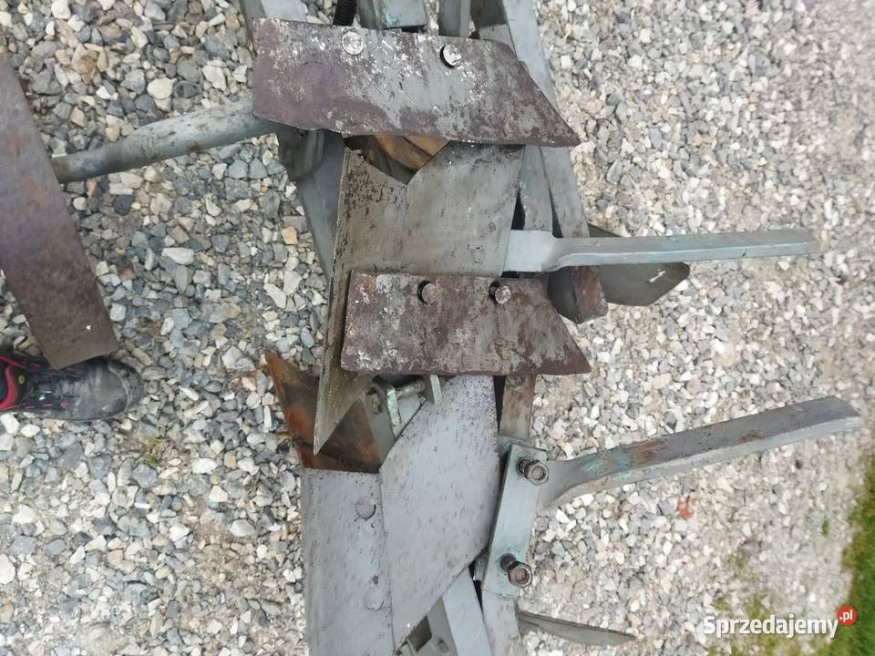 Pług dwuskibowy do traktora Uszew