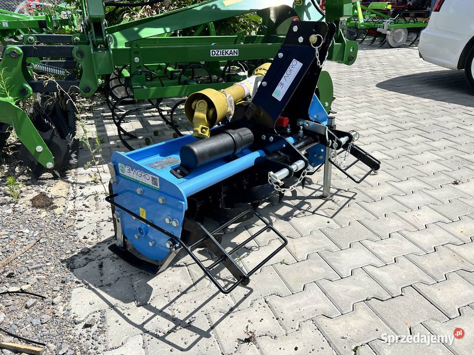 Pług obrotowy 230 GEOGRASS do mini ciągnika mazowieckie Szydłowiec sprzedam