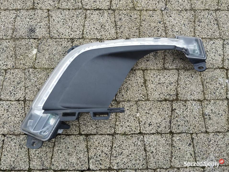 Lampa Peugeot 308 lewy przód DRL do jazdy lewe Kamieniec
