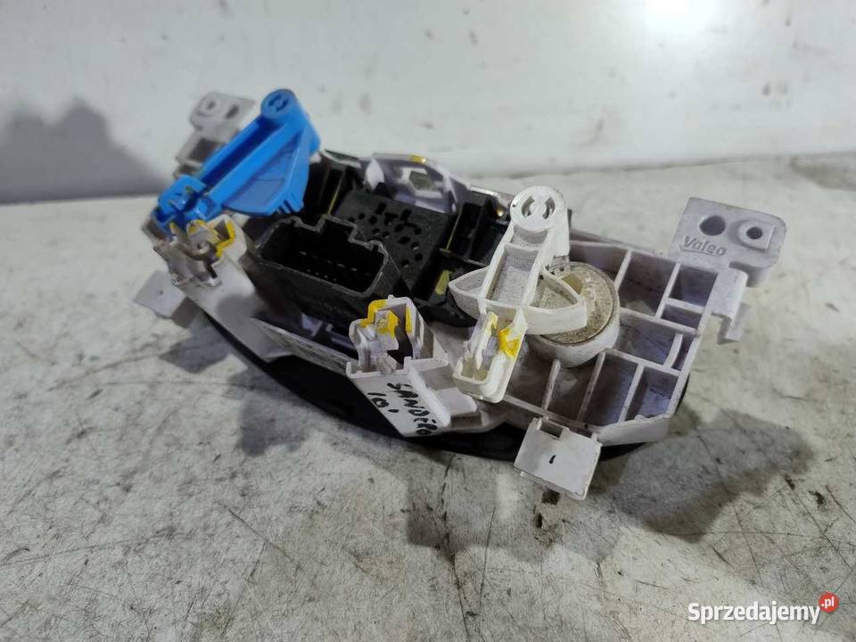 PANEL NAWIEWU DACIA SANDERO T1001640A