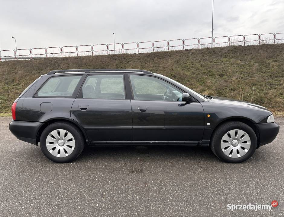 Audi A4 B5 Avant 16 101 benzyna A4 Lubliniec
