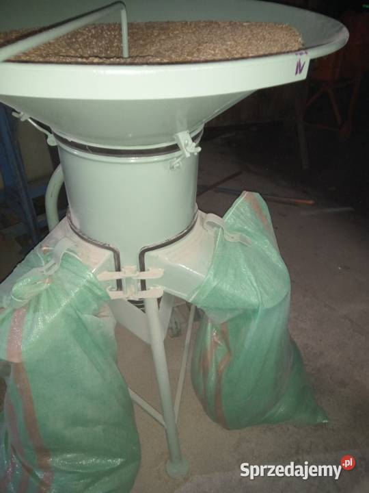 Śrutownik Bąk by Rolnictwo