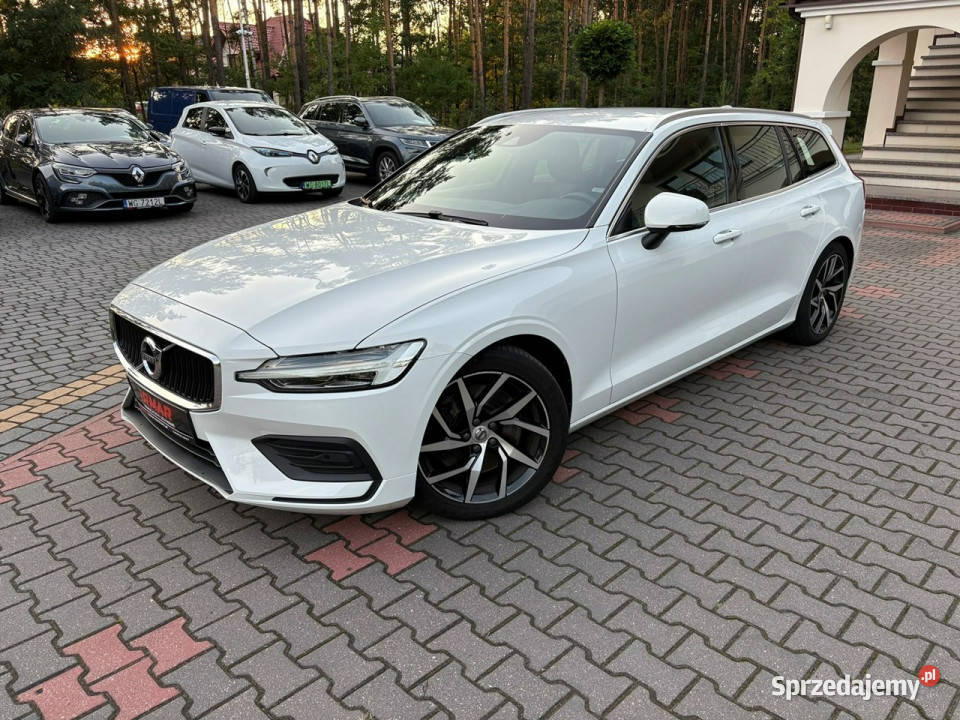 Volvo V60 20 T5 250 Podgrzewane fotele i pełny VAT mazowieckie Lipówki