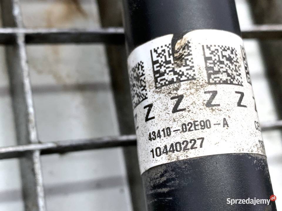 PÓŁOŚ PRAWY PRZÓD TOYOTA COROLLA E21 4341002E90A sprzedam