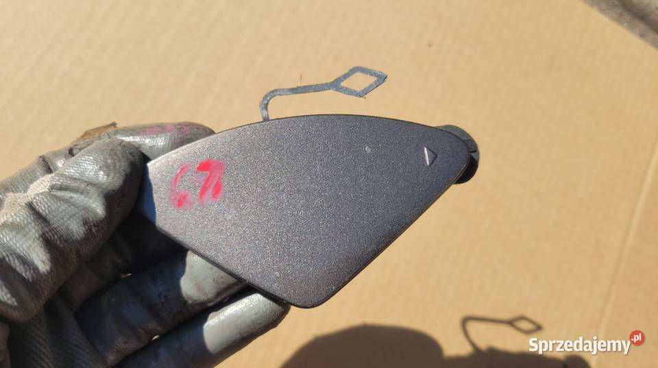 BMW F30 F31 ZAŚLEPKA HAKA ZDERZAK PRZÓD